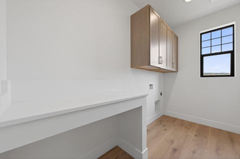 Tiny photo for 738 NE Trestle Street, Prineville, OR 97754 (MLS # 220216845)