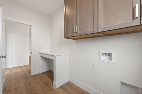 Tiny photo for 738 NE Trestle Street, Prineville, OR 97754 (MLS # 220216845)