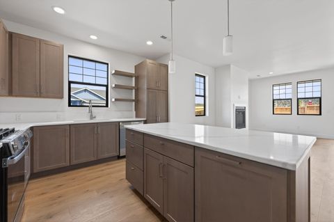 Tiny photo for 738 NE Trestle Street, Prineville, OR 97754 (MLS # 220216845)