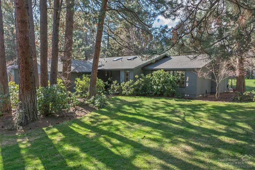 Single level charmer in coveted Timber Ridge community. Pride of ownership shows in this well designed private home on over-sized lot w community maintained landscaping. New furnace, Gas FP & Electric Heat. Kitchen w breakfast nook, formal dining area, open living room, Spacious Master Suite & Bath, walk in closet, vaulted ceilings, formal entry, Mud Rm w office setup, Over-sized Garage, dedicated golf cart parking plus 2 sheds, Private Patio w hot tub, abundant wildlife and friendly community.