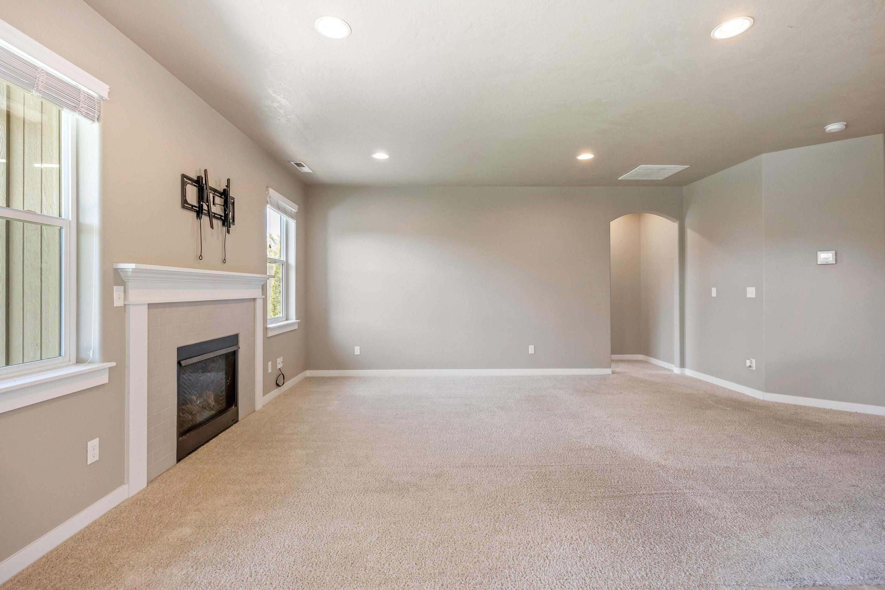 2510 NW Hemlock Way