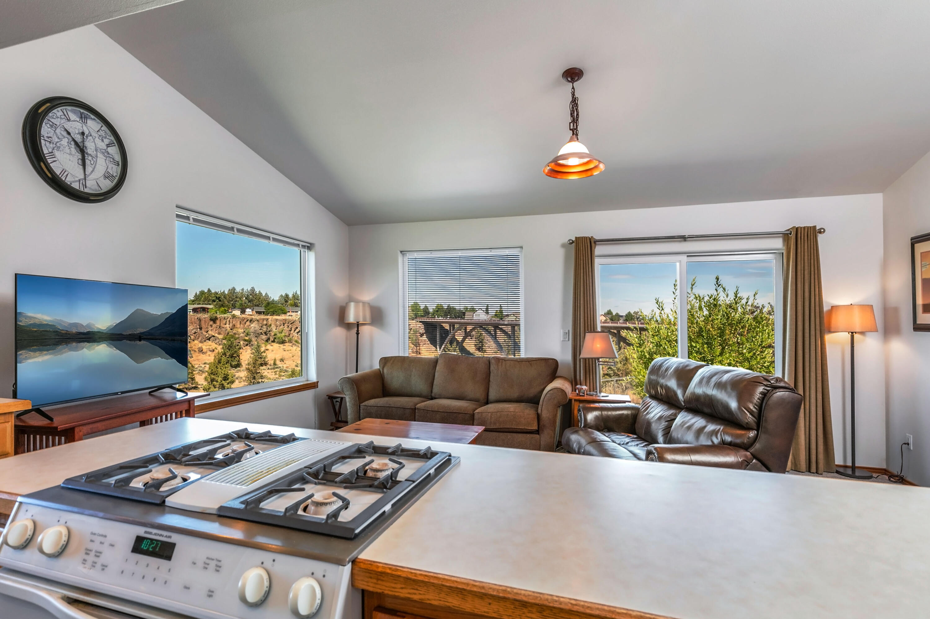 Rock Crest - Residential