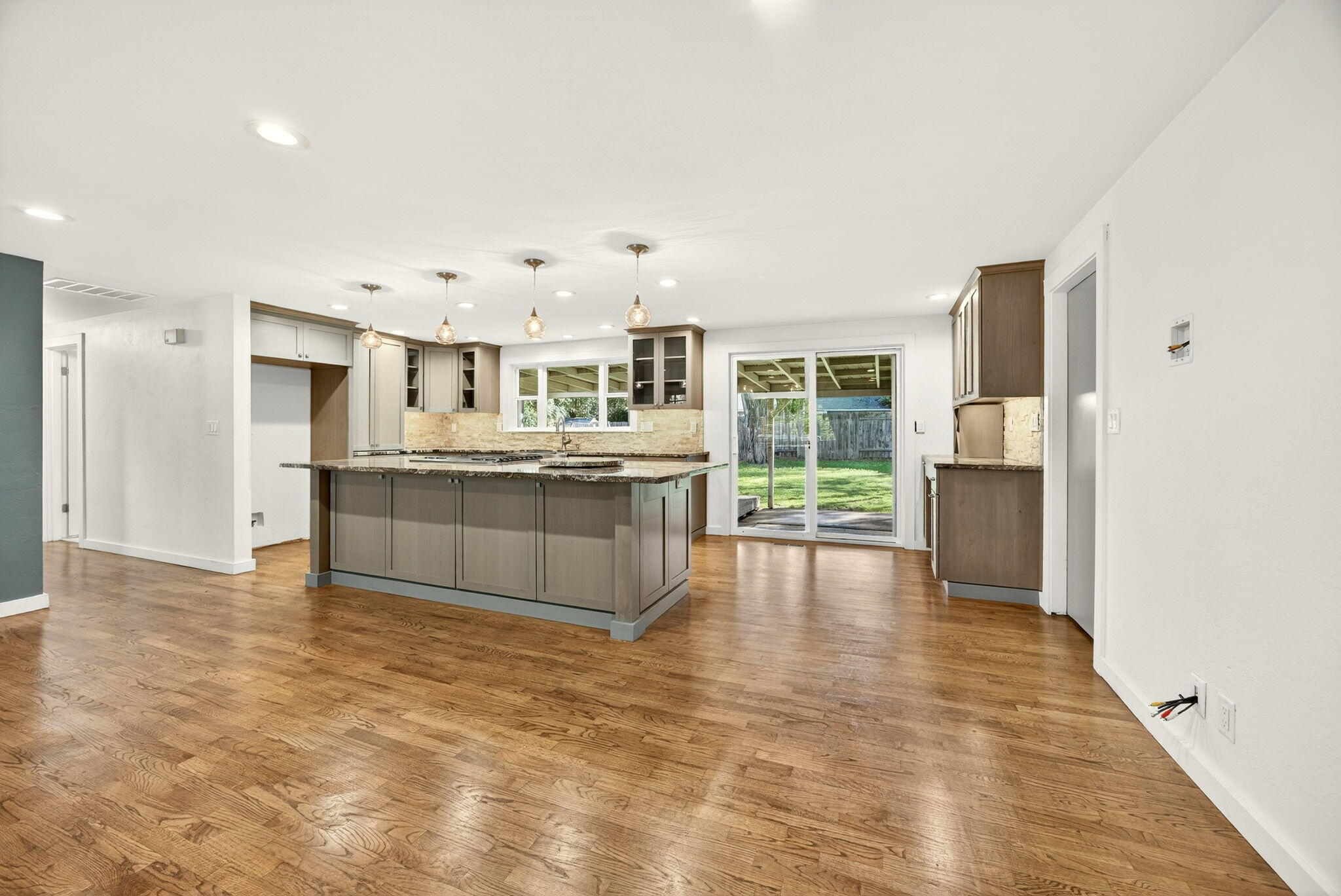 Blossom Hill Terrace Unit No 1 - Residential