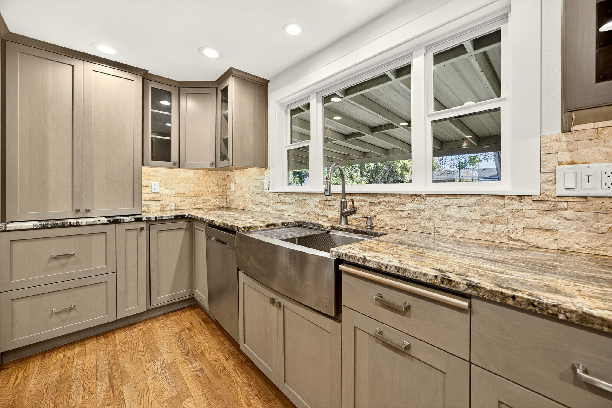 Blossom Hill Terrace Unit No 1 - Residential