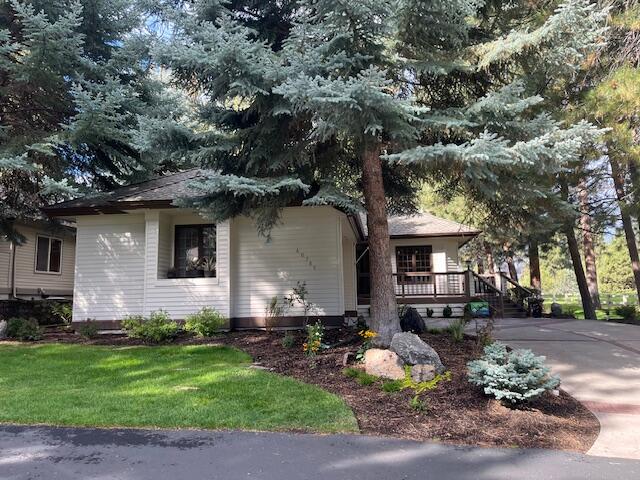 60785 Willow Creek Loop