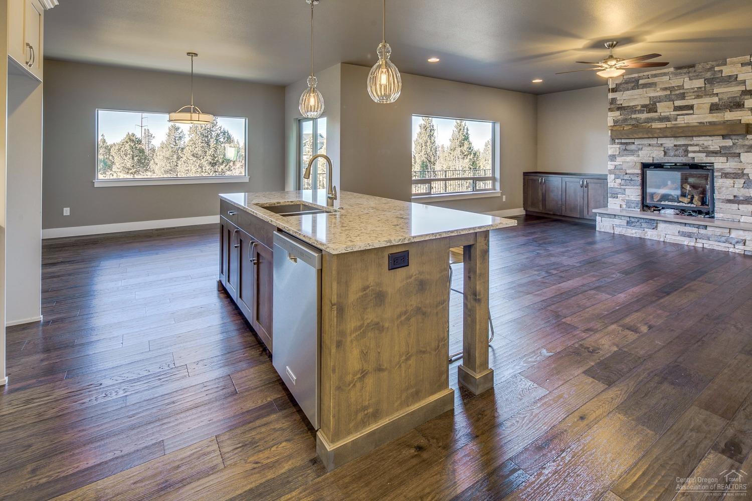 Eagle Crest - Residential