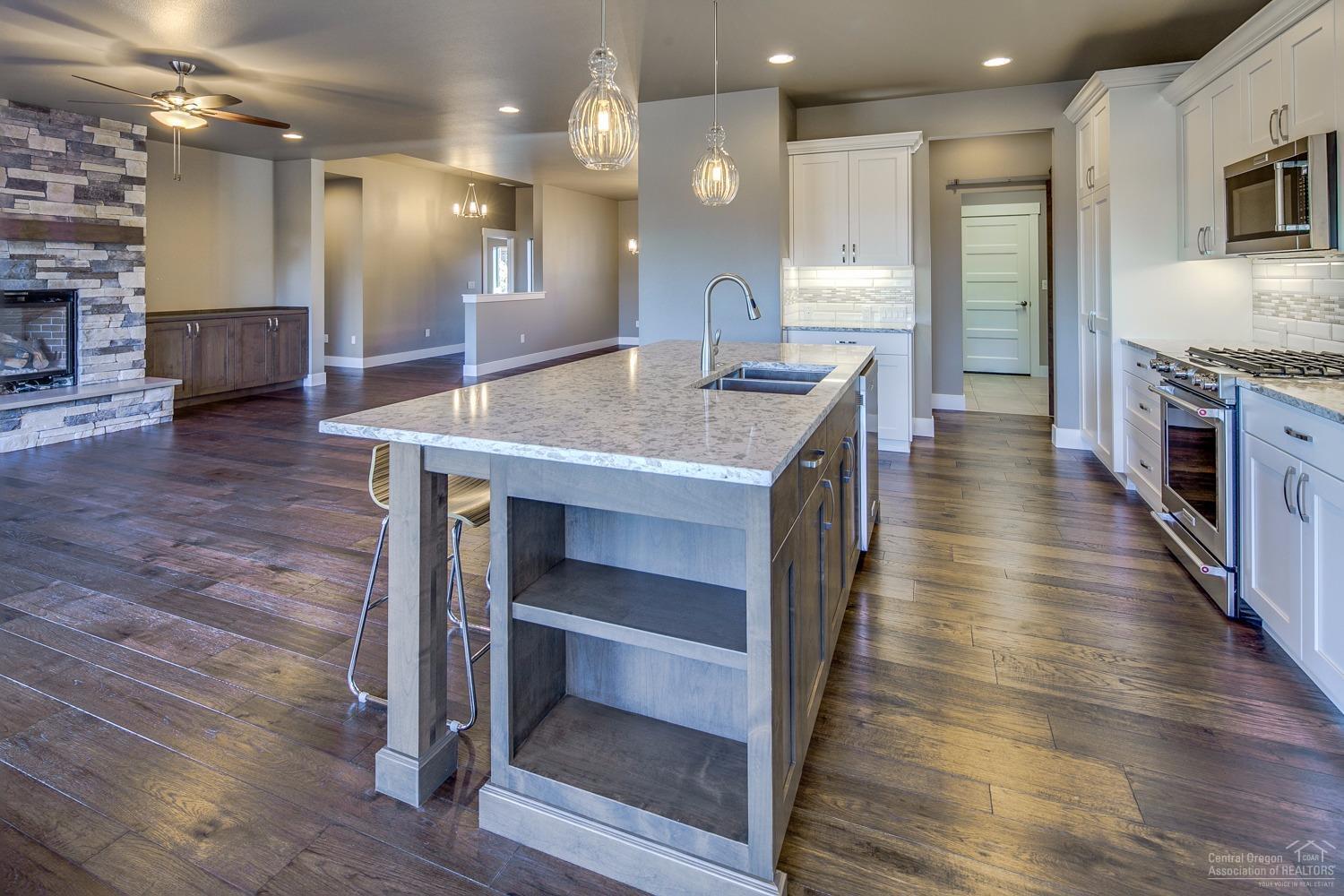 Eagle Crest - Residential