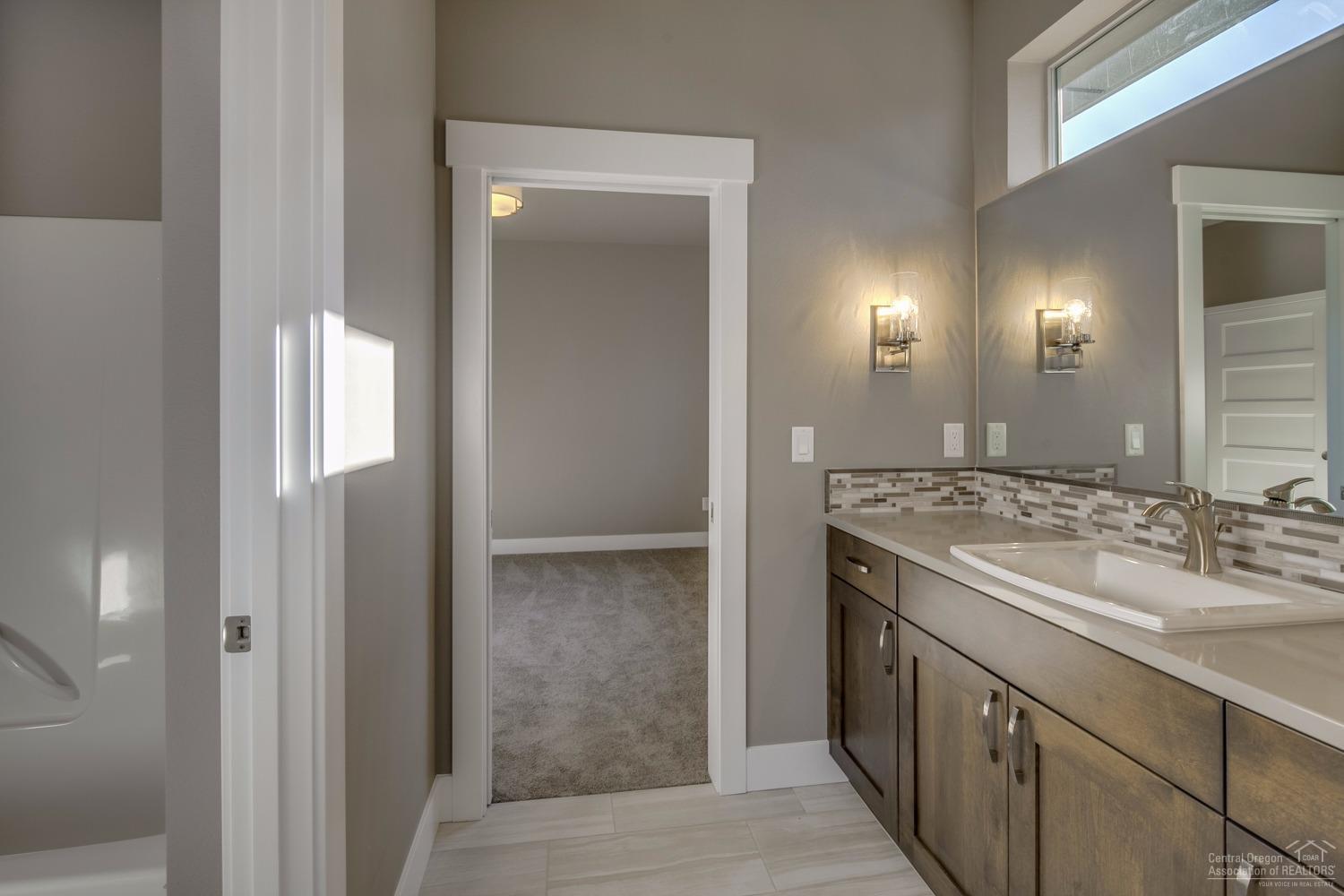 Eagle Crest - Residential