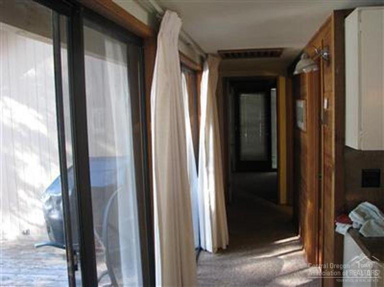 Ranch Cabins - Residential