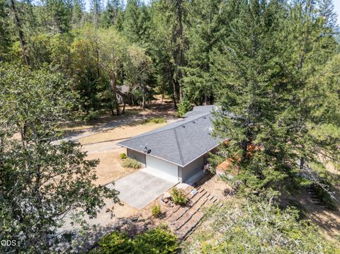 Tiny photo for 11178 E Evans Creek Road, Rogue River, OR 97537 (MLS # 220224840)