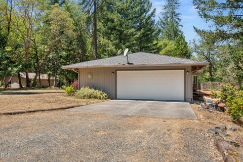 Tiny photo for 11178 E Evans Creek Road, Rogue River, OR 97537 (MLS # 220224840)