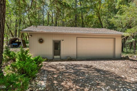 Tiny photo for 11178 E Evans Creek Road, Rogue River, OR 97537 (MLS # 220224840)