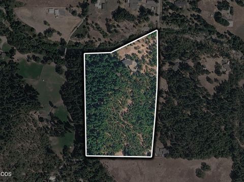 Tiny photo for 11178 E Evans Creek Road, Rogue River, OR 97537 (MLS # 220224840)