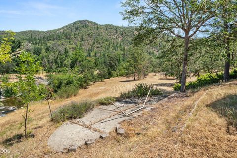 Tiny photo for 11178 E Evans Creek Road, Rogue River, OR 97537 (MLS # 220224840)