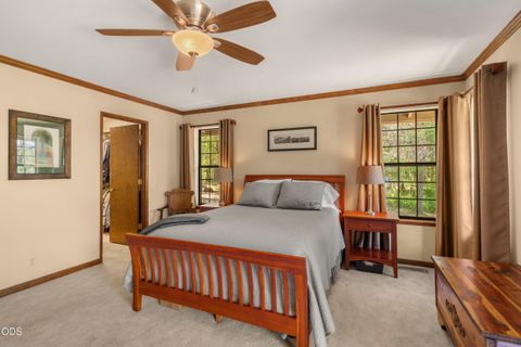 Tiny photo for 11178 E Evans Creek Road, Rogue River, OR 97537 (MLS # 220224840)