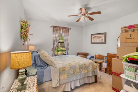 Tiny photo for 11178 E Evans Creek Road, Rogue River, OR 97537 (MLS # 220224840)