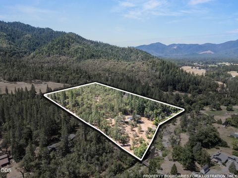 Tiny photo for 11178 E Evans Creek Road, Rogue River, OR 97537 (MLS # 220224840)