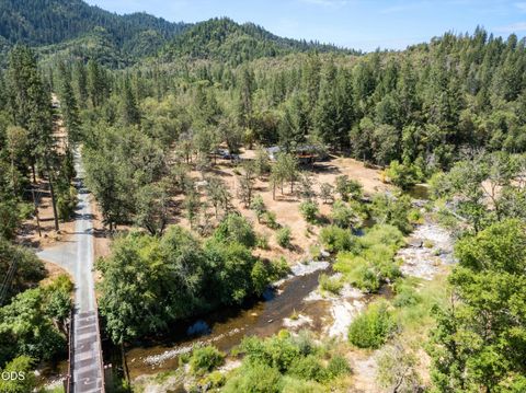 Tiny photo for 11178 E Evans Creek Road, Rogue River, OR 97537 (MLS # 220224840)