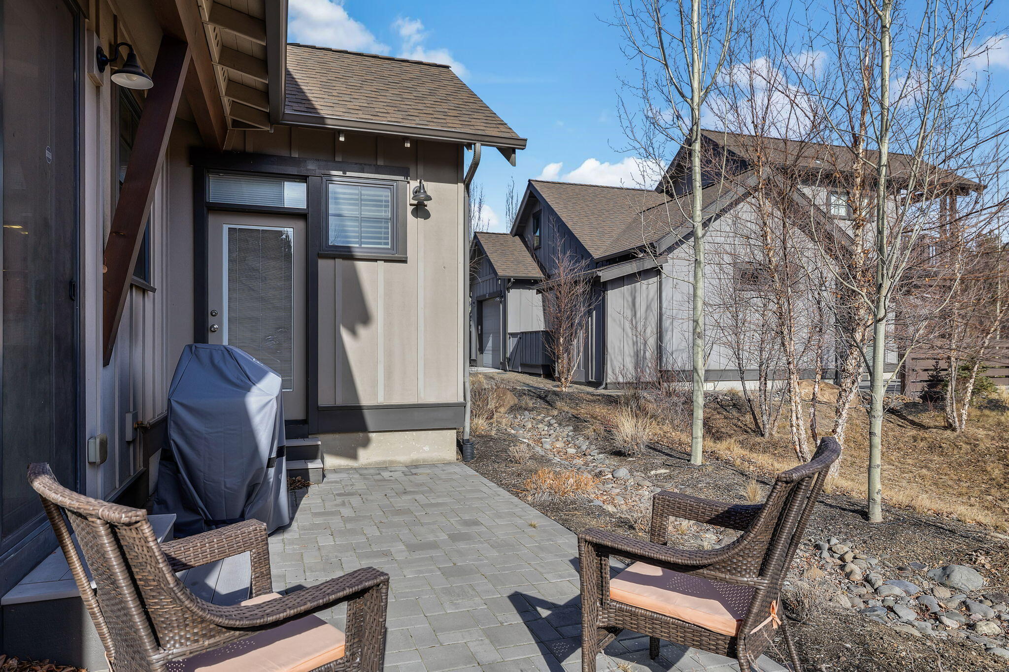 19721 SW River Camp Lane