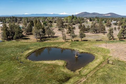 Tiny photo for 4050 SW Highland Avenue, Redmond, OR 97756 (MLS # 220221734)