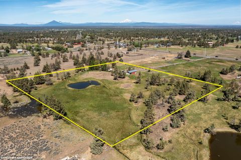 Tiny photo for 4050 SW Highland Avenue, Redmond, OR 97756 (MLS # 220221734)