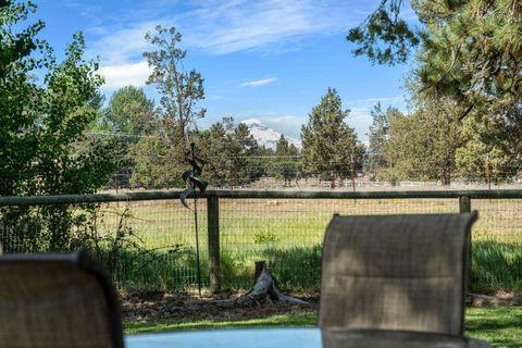 Tiny photo for 4050 SW Highland Avenue, Redmond, OR 97756 (MLS # 220221734)