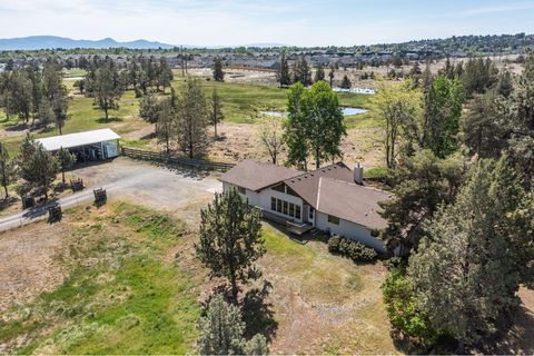 Tiny photo for 4050 SW Highland Avenue, Redmond, OR 97756 (MLS # 220221734)