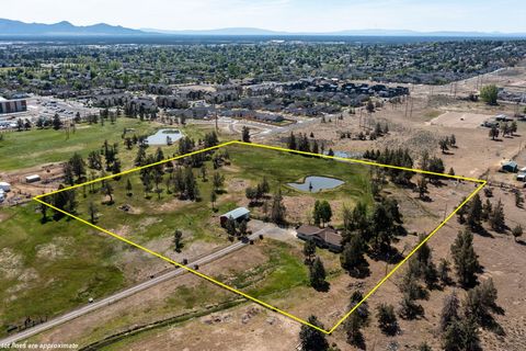 Tiny photo for 4050 SW Highland Avenue, Redmond, OR 97756 (MLS # 220221734)