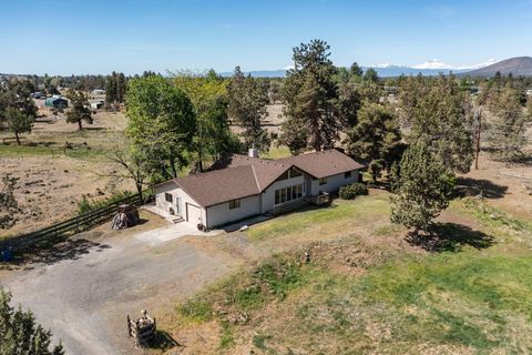 Tiny photo for 4050 SW Highland Avenue, Redmond, OR 97756 (MLS # 220221734)