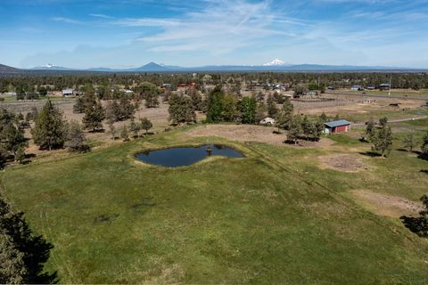 Tiny photo for 4050 SW Highland Avenue, Redmond, OR 97756 (MLS # 220221734)