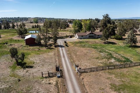Tiny photo for 4050 SW Highland Avenue, Redmond, OR 97756 (MLS # 220221734)