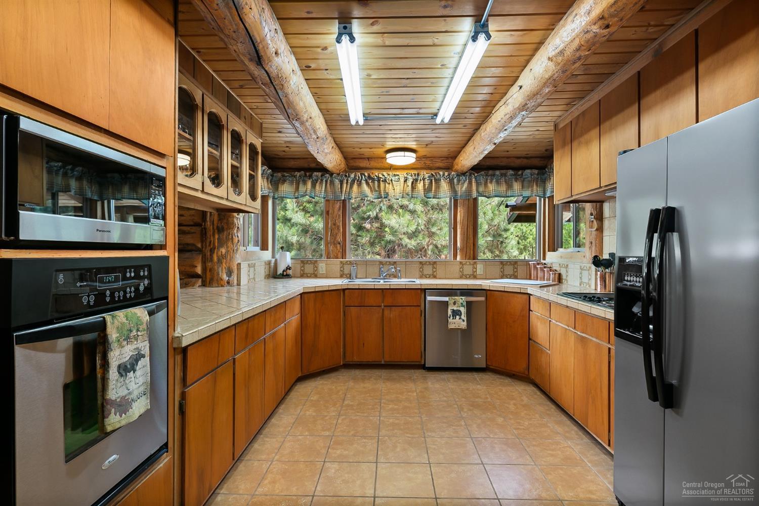 Roberts' River Acres - Residential