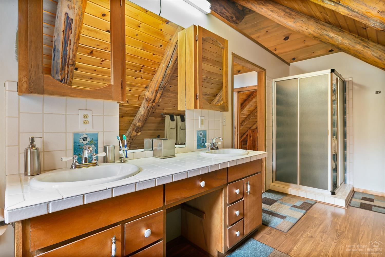 Roberts' River Acres - Residential