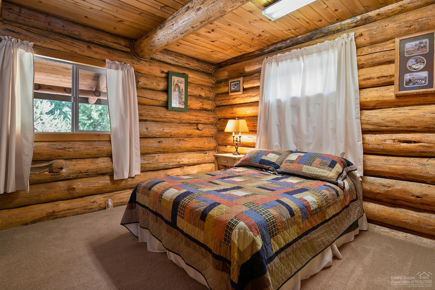 Roberts' River Acres - Residential