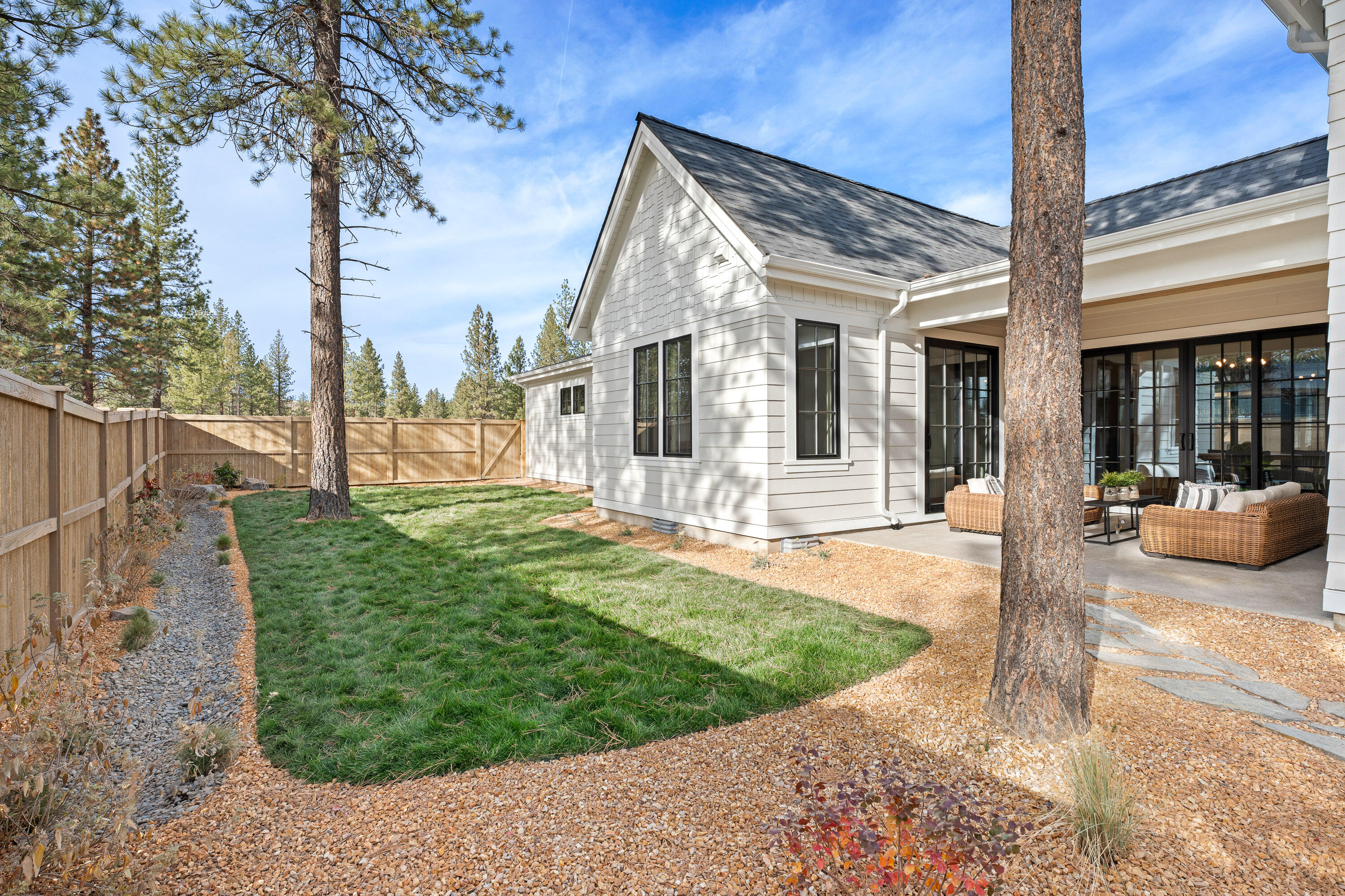 3358 NW Leavitt Lane
