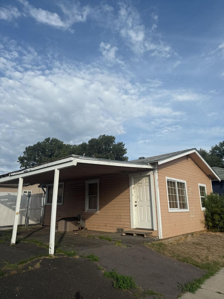 This 1 bed, 1 bath home has been stripped down to the studs and ready for a complete rebuild. Located in a convenient area, offering a blank canvas for your vision. This property is sold as-is, Sellers prefer it to be sold together with 313 Martin Street, making it a unique investment or renovation opportunity.