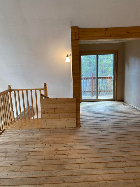 Tiny photo for 54896 Huntington Road, Bend, OR 97707 (MLS # 220210618)