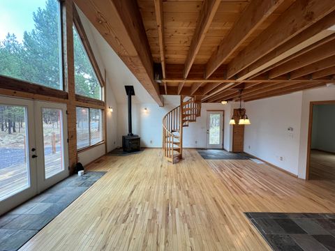 Tiny photo for 54896 Huntington Road, Bend, OR 97707 (MLS # 220210618)