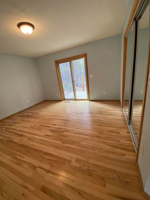 Tiny photo for 54896 Huntington Road, Bend, OR 97707 (MLS # 220210618)