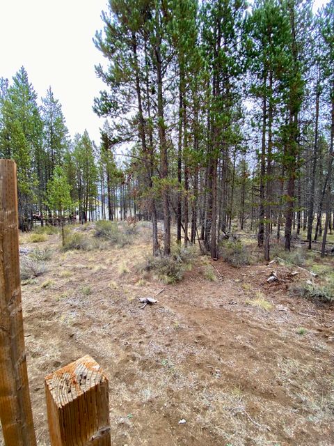 Tiny photo for 54896 Huntington Road, Bend, OR 97707 (MLS # 220210618)
