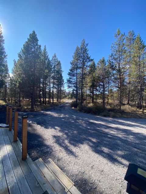 Tiny photo for 54896 Huntington Road, Bend, OR 97707 (MLS # 220210618)