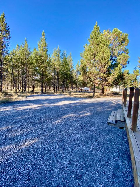 Tiny photo for 54896 Huntington Road, Bend, OR 97707 (MLS # 220210618)