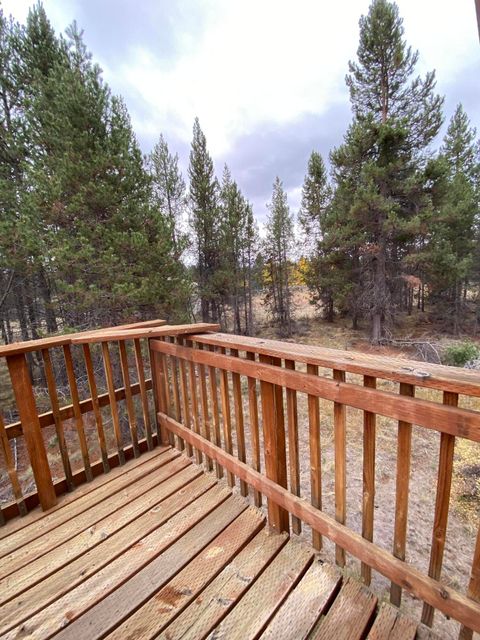 Tiny photo for 54896 Huntington Road, Bend, OR 97707 (MLS # 220210618)