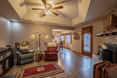 Tiny photo for 2388 Temple Drive, Medford, OR 97504 (MLS # 220213875)