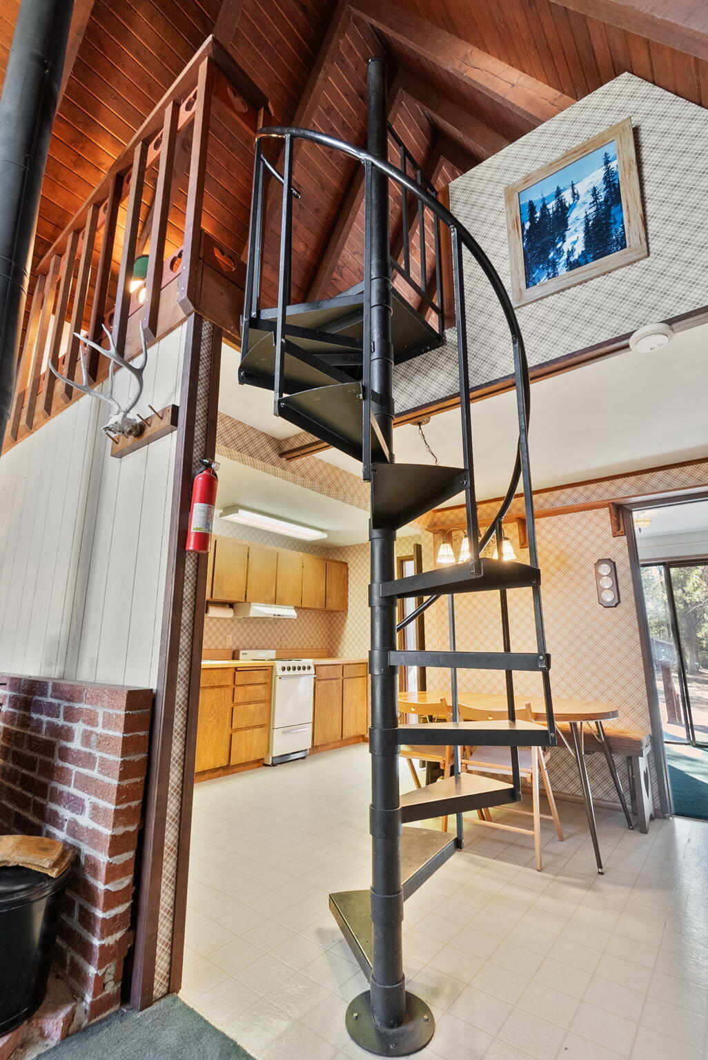 Fall River Estate - Residential