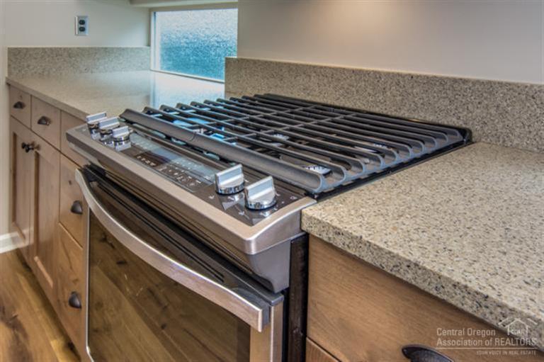 Lava Ridges - Residential