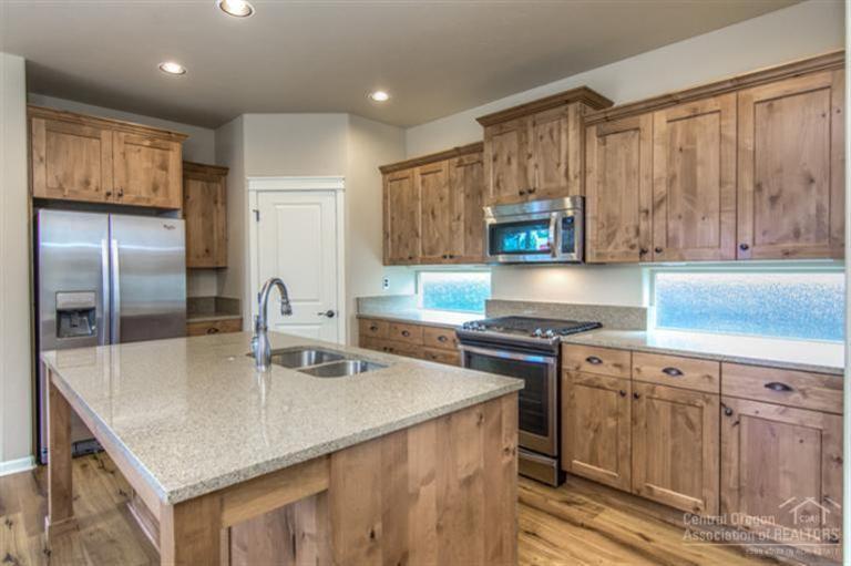 Lava Ridges - Residential