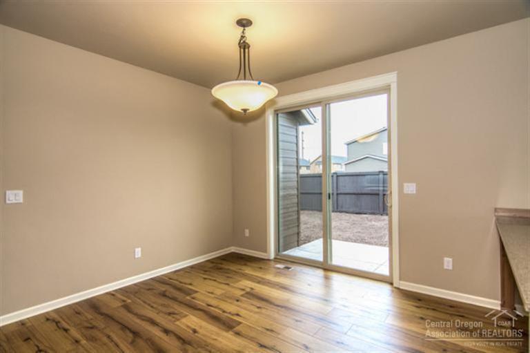 Lava Ridges - Residential