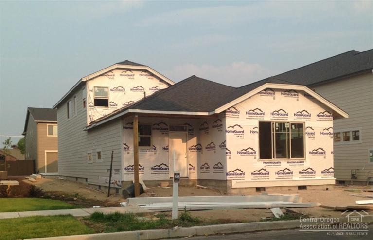 Lava Ridges - Residential