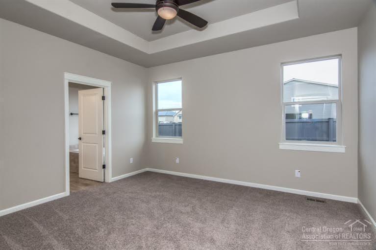 Lava Ridges - Residential